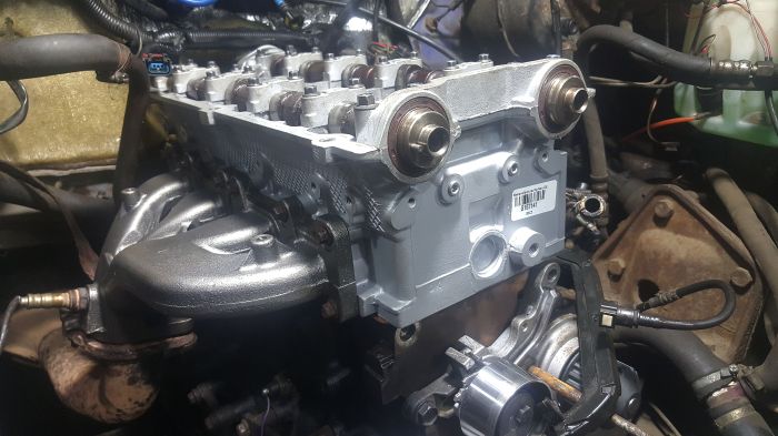 Головка блока цилиндров DOHC 2.4л. EDZ ГБЦ