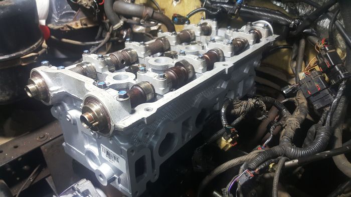 Головка блока цилиндров DOHC 2.4л. EDZ ГБЦ