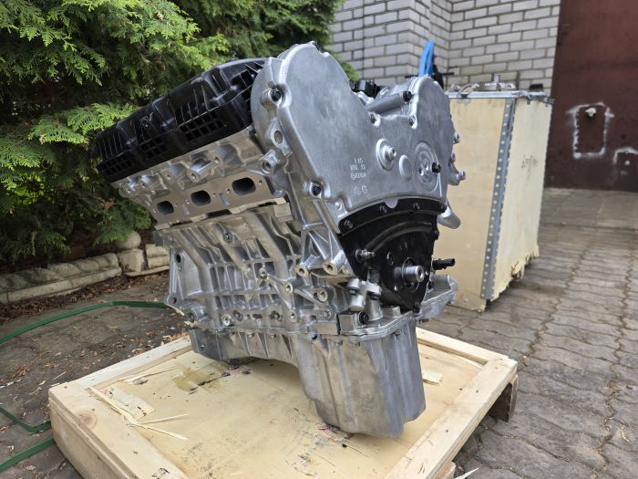 Двигатель в стандартной комплектации 3,5 литра EGG